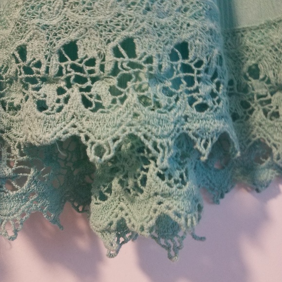 Democracy Flounce Sleeve Crochet Trim Peasant Top - Picture 8 of 8